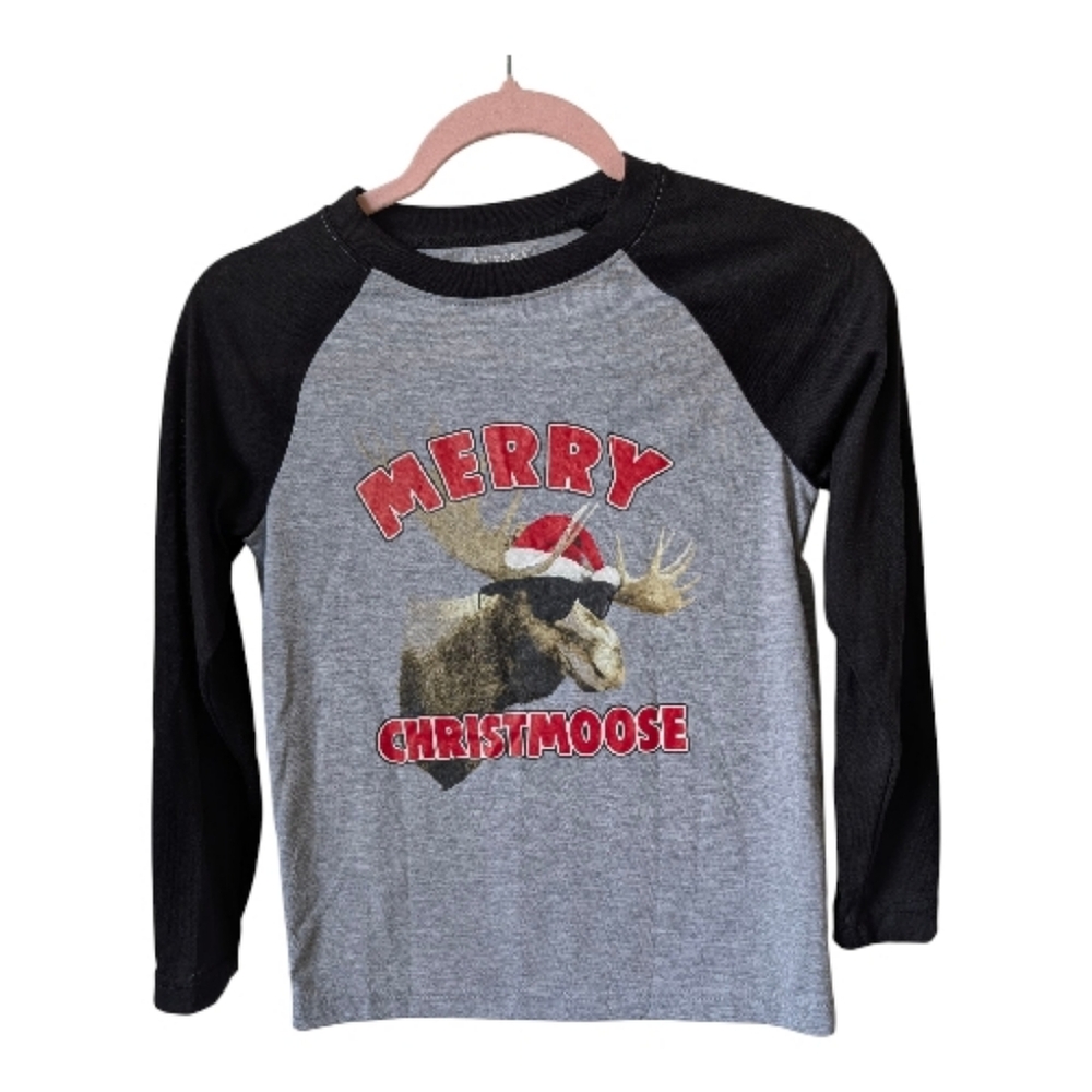 Arizona Jean Co Merry Christmoose Raglan Graphic Tee Size Medium